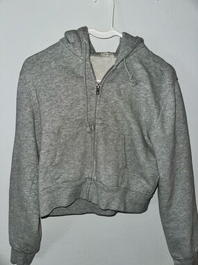 Brandy Melville Gray Cropped Zip-Up Hooded Sweater